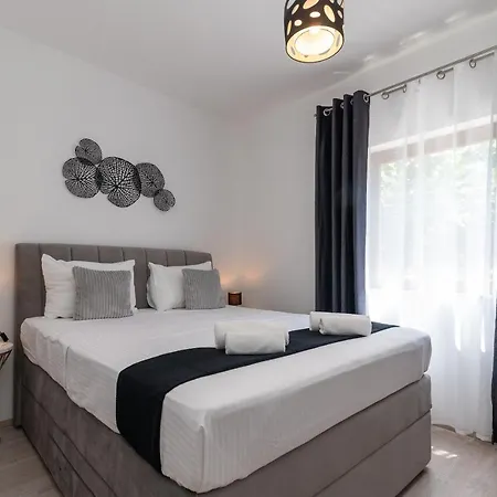 Bozan Apartman Trogir