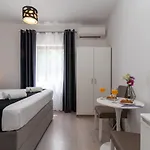 Bozan * Τρογκίρ