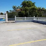 Bozan Διαμέρισμα Τρογκίρ